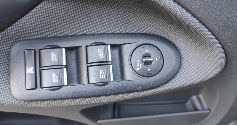 Ford Kuga cena 33900 przebieg: 223000, rok produkcji 2011 z Ryki małe 781